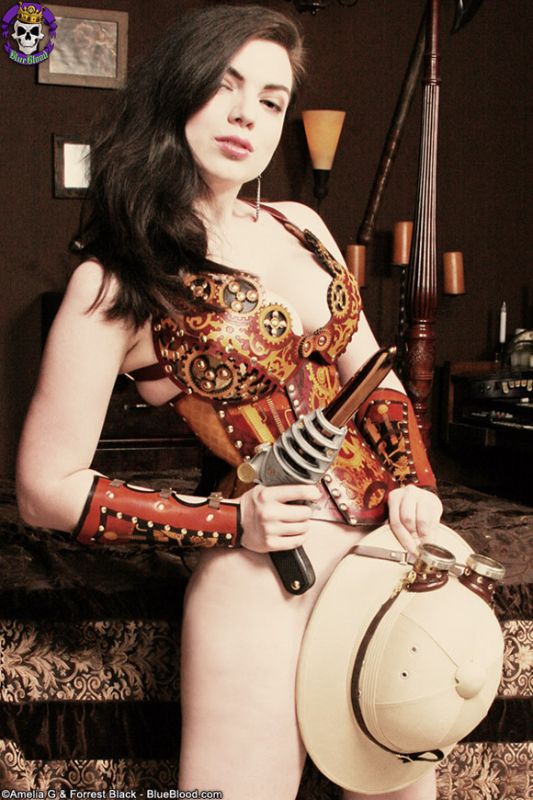 steampunk-girl-naked-cosplay-with-vibrating-ray-gun-in-hand